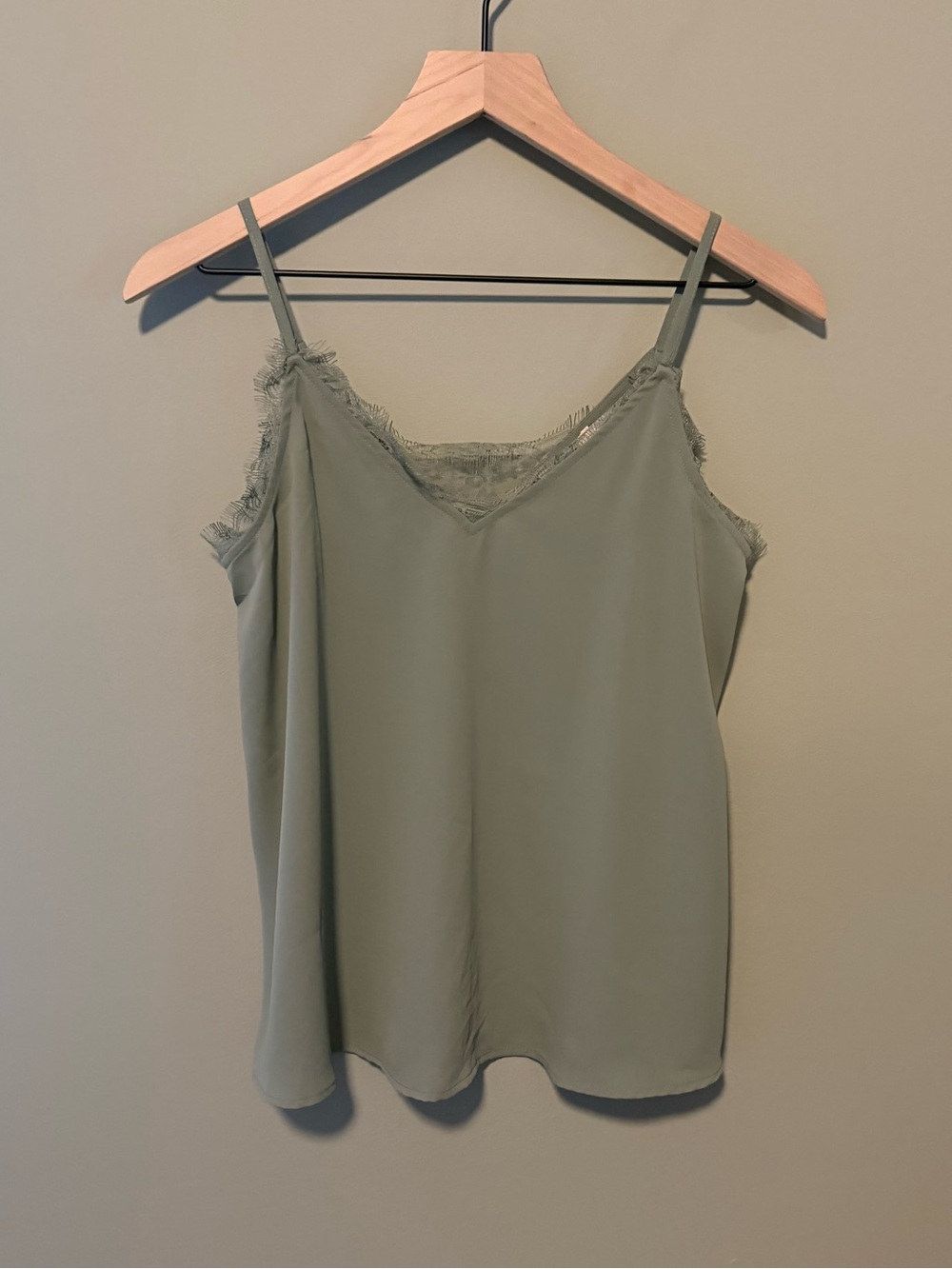 Francesca's Olive Lace-Trim Cami Top | XS | NWT